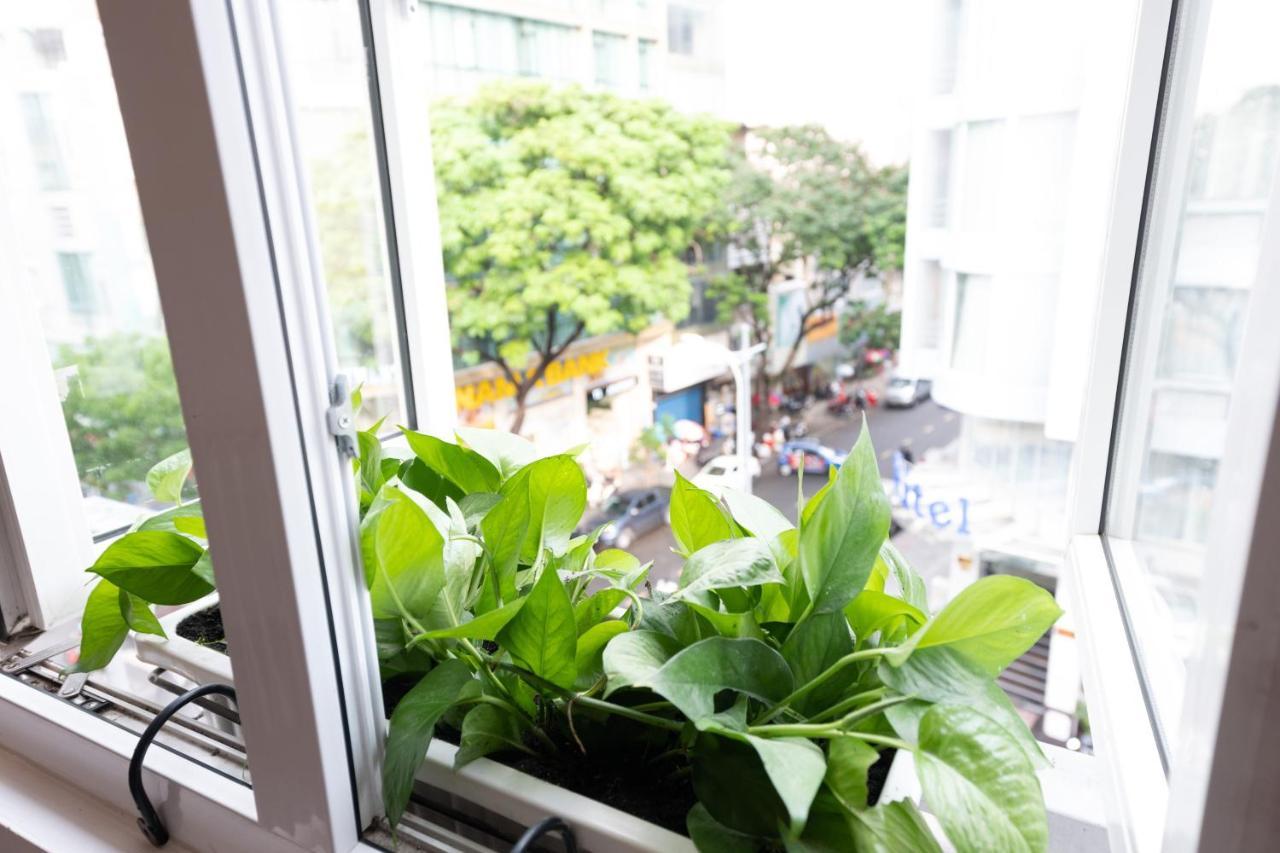 Quy Hung Hotel Central Ho Chi Minh City Exterior photo