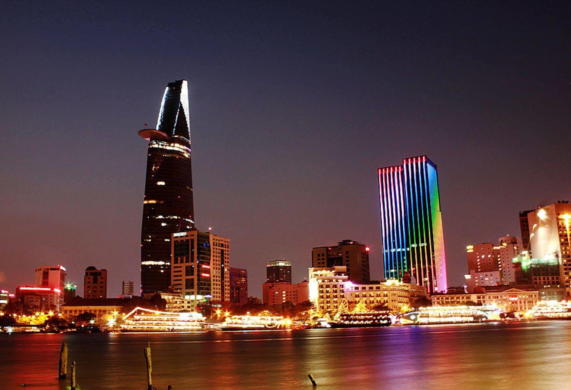 Quy Hung Hotel Central Ho Chi Minh City Exterior photo